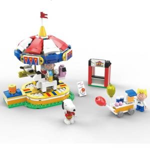 Mô hình lắp ghép Snoopy Vòng Quay Tuổi Thơ LiNoos LN8068-2 với vòng quay, xe đẩy bán hàng, minifigure Snoopy và Charlie Brown