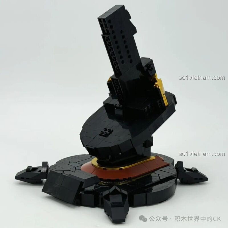 chi tiết mắt rồng của bộ lắp ghép Đầu Rồng Vàng LiNoos LN1011, đồ chơi xây dựng LN1011 cho con trai 14 tuổi, giá bình dân