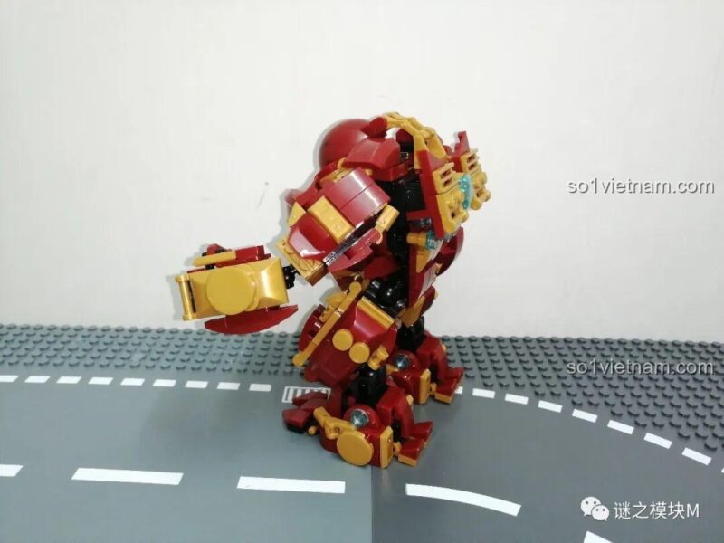 Mô hình Hulkbuster Iron Man LY 76028, chi tiết ấn tượng, đồ chơi lắp ráp cho bé trai 6 tuổi