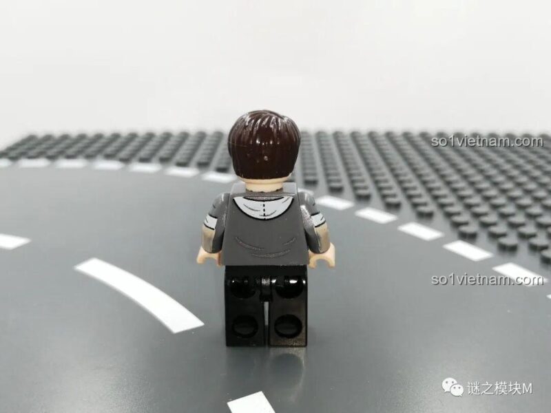 Minifigure Tony Stark LY 76028, chi tiết in ấn sắc nét, đồ chơi lắp ráp Căn Cứ Siêu Anh Hùng