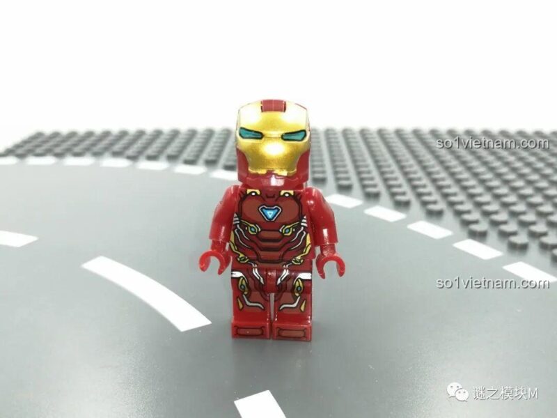 Minifigure War Machine LY 76028, giáp đen ấn tượng, bộ lắp ghép Căn Cứ Siêu Anh Hùng