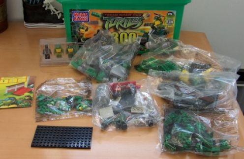 Bộ đồ chơi Mega Bloks 876 Bộ Xô Khối Lắp Ráp Ninja Rùa The Bulk Bucket 300 mảnh ghép màu xanh lá đen xám cho bé trai 6 tuổi, giá tốt