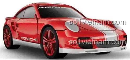 Cận cảnh chiếc xe Porsche 911 Turbo màu đỏ với sọc trắng, logo Porsche, là đồ chơi lắp ráp Mega Bloks 95703