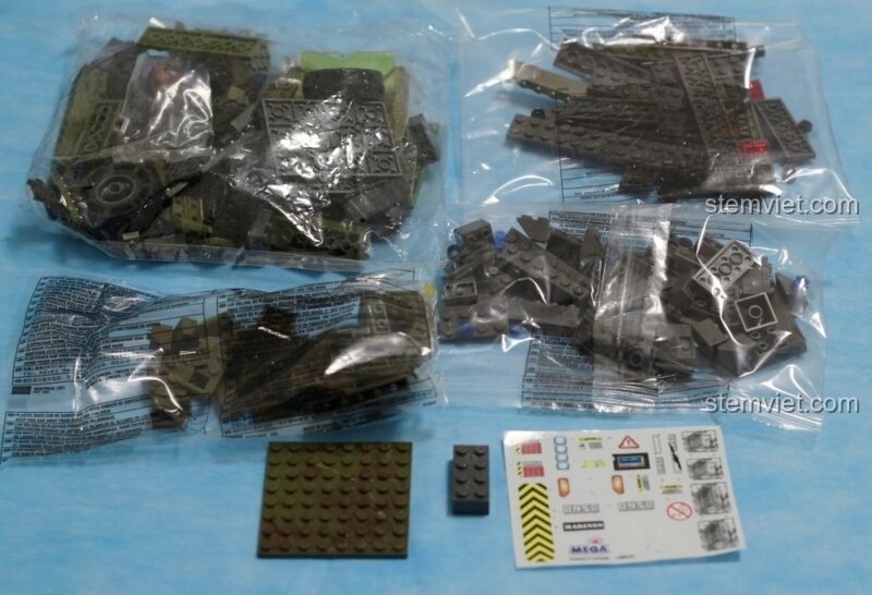 Các mảnh ghép Mega Bloks 96818 Xe UNSC Gremlin, sẵn sàng lắp ráp