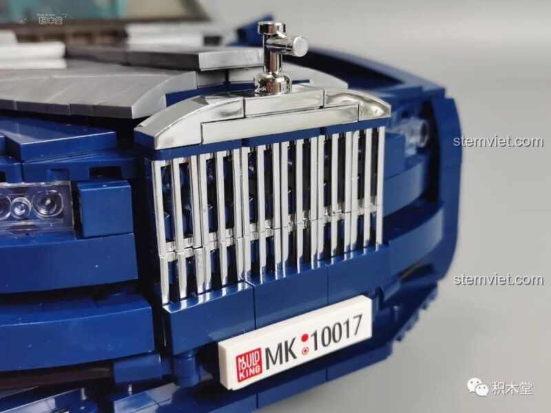 Bộ xếp hình SUV hạng sang Rolls-Royce Cullinan - Hình ảnh thực tế mô hình Rolls-Royce Cullinan Mould King 10017 sau khi lắp ráp, thể hiện chi tiết và chất lượng sản phẩm.