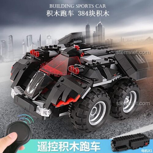 Ảnh quảng cáo bộ đồ chơi Mould King 13020 Xe của Batman với 384 chi tiết, có động cơ và điều khiển từ xa.