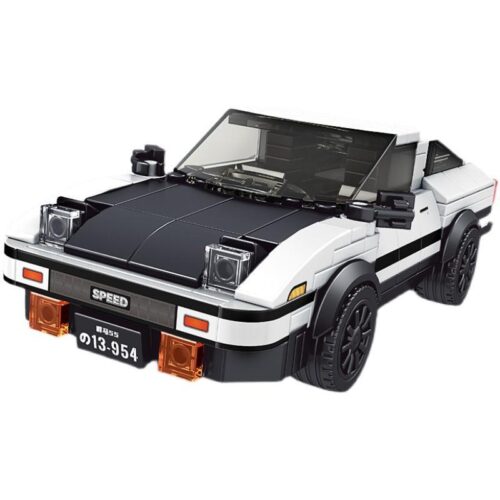Mô hình đồ chơi lắp ráp xe đua Toyota AE86 Mould King 27013 nhìn từ phía trước, nổi bật với màu trắng đen panda đặc trưng của huyền thoại drift trong Initial D, phù hợp cho bé trai 8 tuổi.