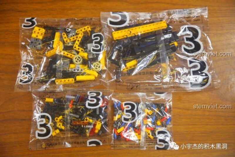 Các túi chi tiết được đánh số 3 của bộ lắp ráp MOYU BLOCK MY88005.