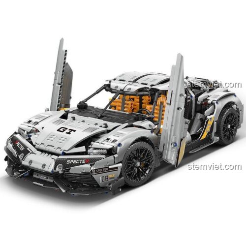 Bộ lắp ráp Siêu xe Koenigsegg với cửa mở kiểu cắt kéo xoay độc đáo, một tính năng nổi bật của đồ chơi mô hình MOYU BLOCK.