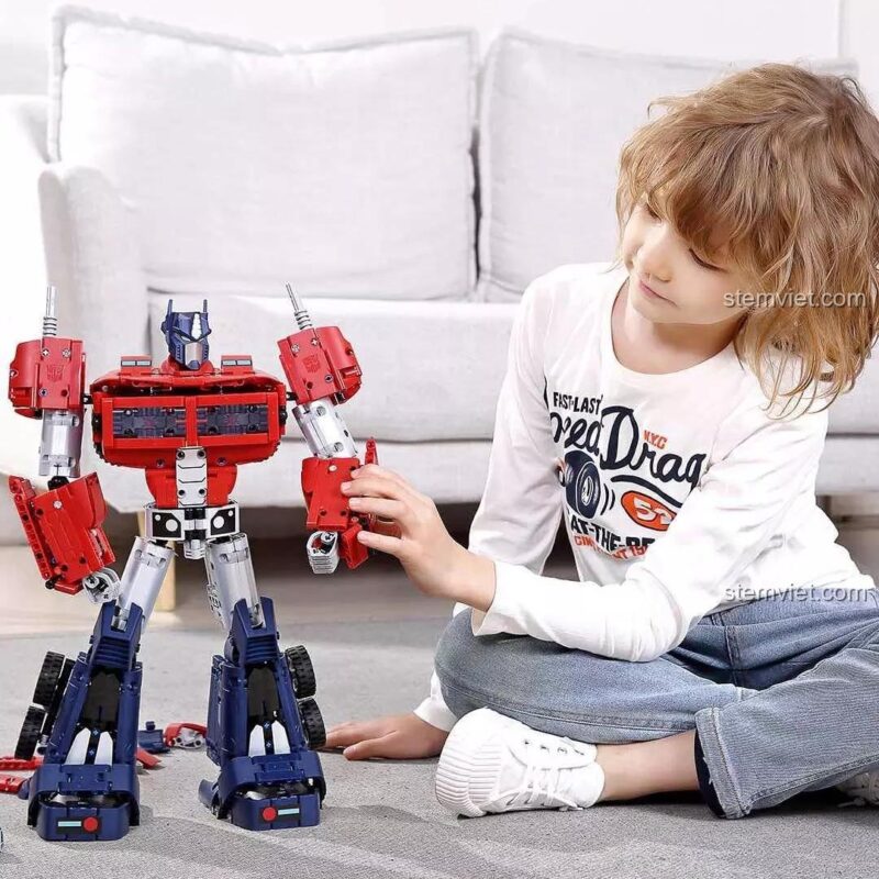 Trẻ em chơi bộ đồ chơi mô hình Xiaomi Optimus Prime