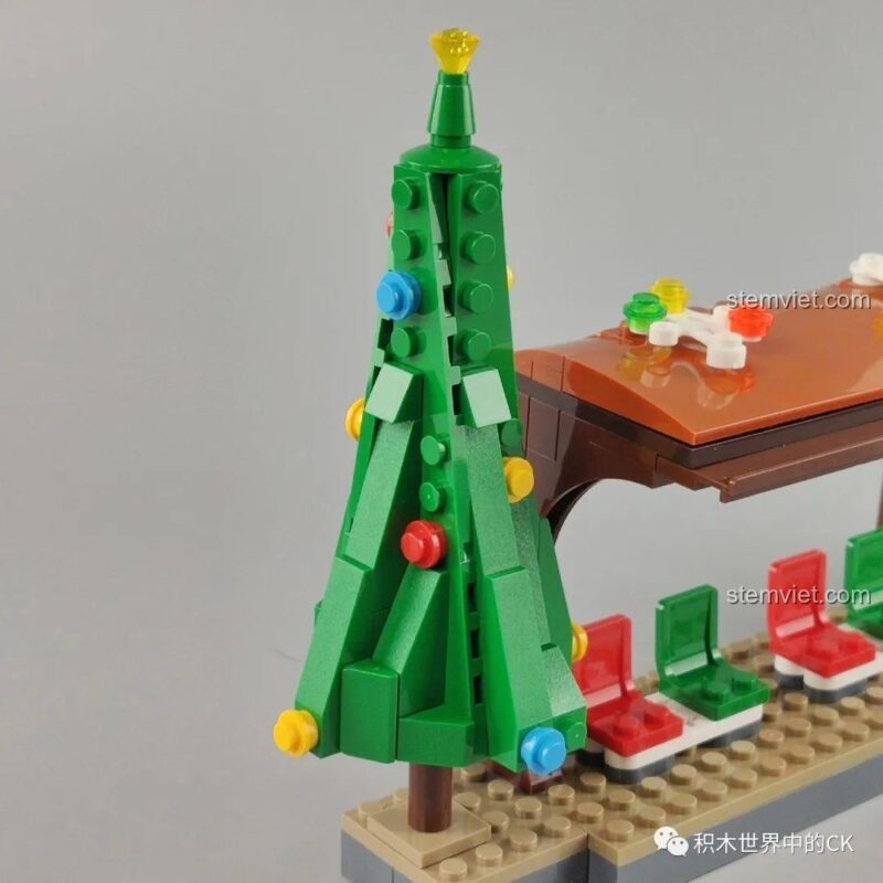 Panlos Brick 613005, mô hình nhà ga và cây thông Noel, đồ chơi lắp ráp chất lượng cao cho bé 6 tuổi