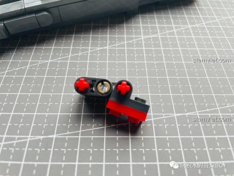 Lắp ráp băng đạn của bộ lắp ghép PanlosBrick 670007 Súng Lục M1911, đồ chơi mô hình súng lục