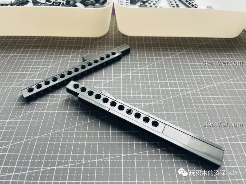 Lắp ráp thân súng lục M1911 PanlosBrick 670007, đồ chơi lắp ráp súng lục cho bé trai