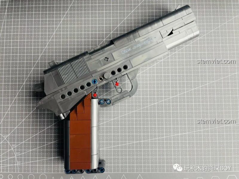 Mô hình súng lục M1911 PanlosBrick 670007 với băng đạn tháo rời, đồ chơi lắp ráp súng lục cho bé trai