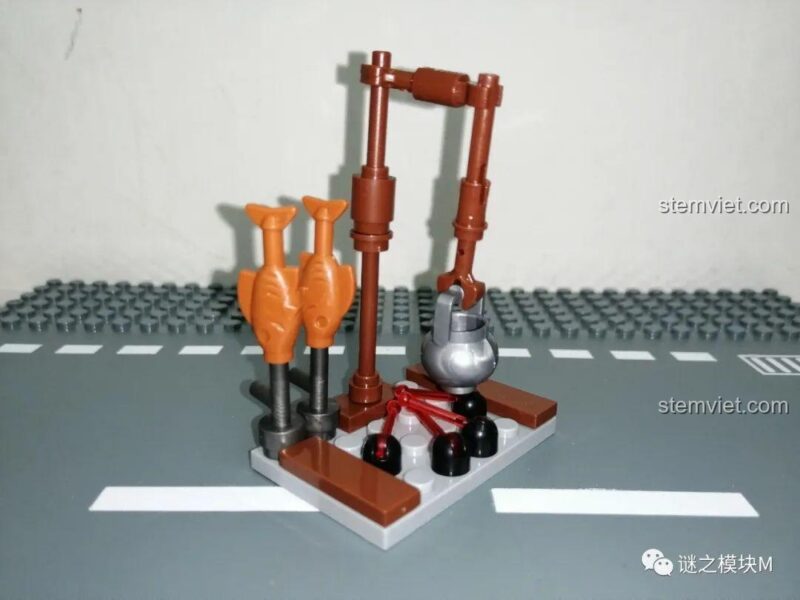 Tiểu cảnh bếp lửa và cá nướng trong bộ lắp ghép PRCK 69612.