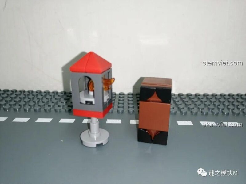 Tiểu cảnh đèn lồng và hộp gỗ trong bộ lắp ghép PRCK 69612.