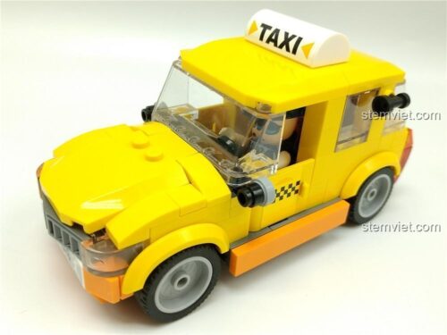 Ảnh chụp thực tế mô hình Xe Taxi Vàng Cổ Điển 1134 sau khi lắp ráp, chi tiết sắc nét, màu vàng nổi bật. Lựa chọn giá rẻ thay thế LEGO®.