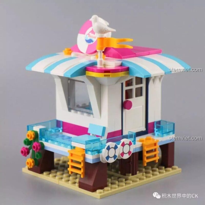 Mặt sau của hai nhân vật minidoll nữ, cho thấy chi tiết tóc.