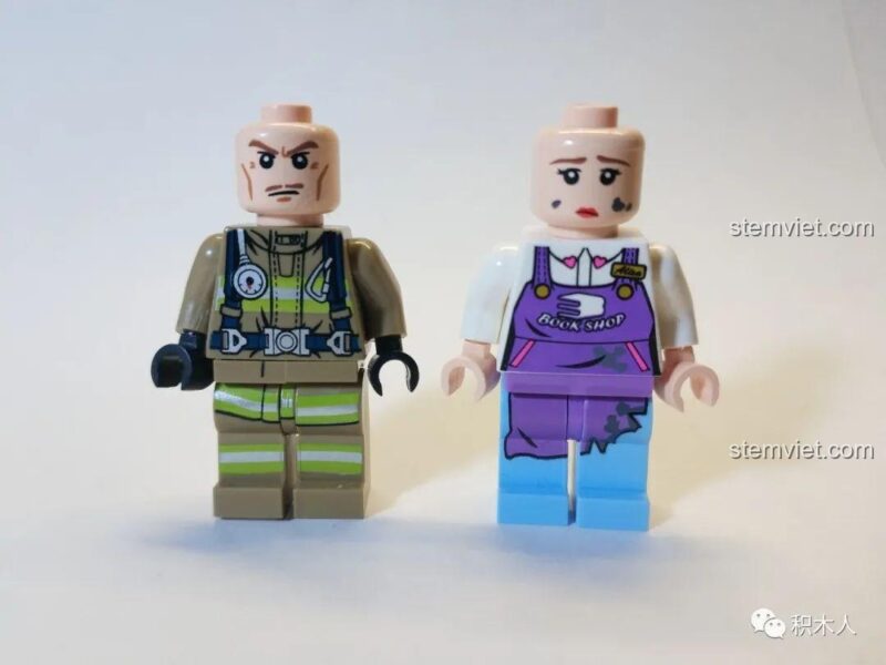 Chi tiết khuôn mặt của minifigures bộ đồ chơi QMAN 2804 khi bỏ mũ và tóc.