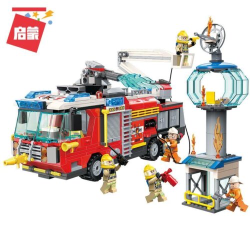 Toàn cảnh bộ lắp ráp xe cứu hỏa sân bay QMAN 2809 với xe, tháp điều khiển và 5 minifigures lính cứu hỏa. Món đồ chơi sáng tạo cho bé trai 6 tuổi.