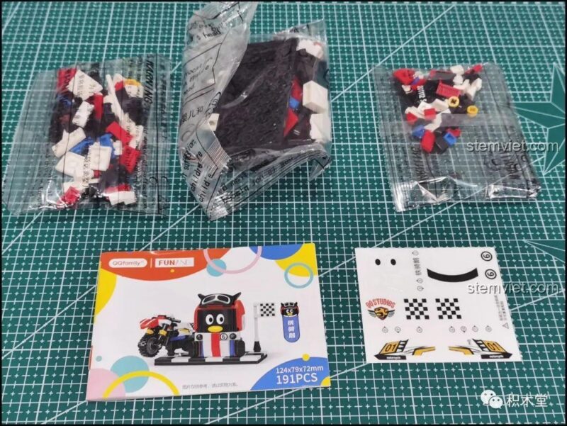 Cấu trúc bên trong của figure chim cánh cụt QQfamily.
