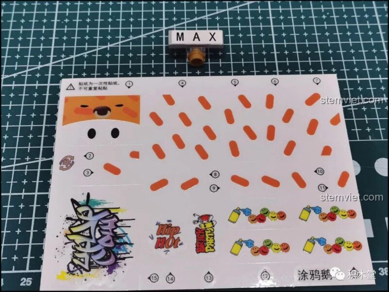 Tấm decal dán UV cho nhân vật Chim cánh cụt Graffiti.