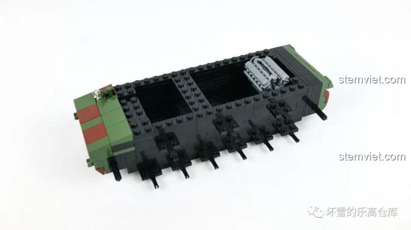 Ảnh review quá trình lắp ráp bộ đồ chơi Xe tăng quân sự KV-1 QUANGUAN 100070, phần khung gầm