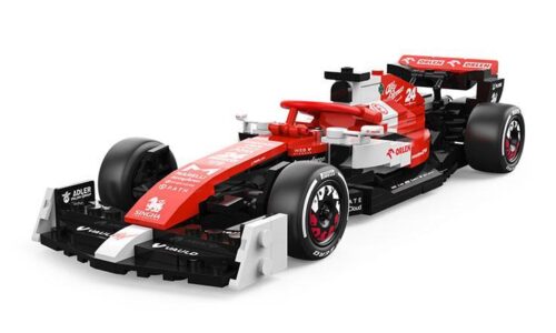 Bộ lắp ráp xe đua F1 Alfa Romeo C42 Rastar 92300, một món quà giá tốt cho bé trai 6 tuổi yêu thích tốc độ và các cuộc đua Công thức 1.