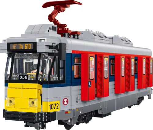 Mô hình chi tiết của bộ lắp ghép Tàu Điện MTR Hồng Kông Giai Đoạn II RT48 từ Royal Toys, phù hợp cho con trai 6 tuổi.