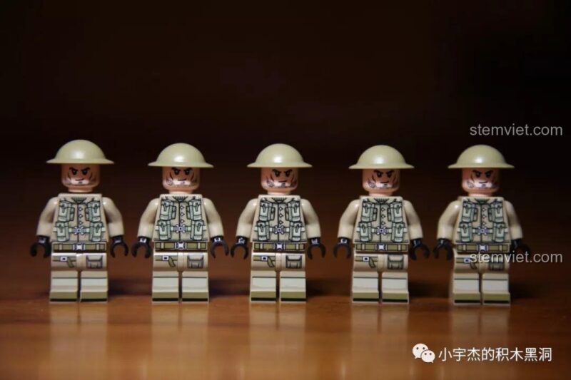 Minifigures lính Anh đội mũ sắt từ bộ xếp hình SEMBO 101114, mô hình quân sự Thế chiến II.