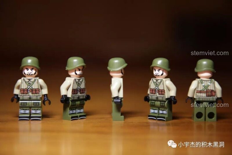 Chi tiết các góc nhìn của minifigures lính Liên Xô trong bộ đồ chơi quân sự SEMBO 101117.