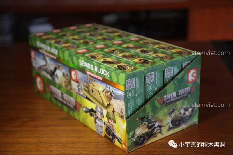 Hộp đựng của bộ lắp ráp Xe tăng quân sự SEMBO 101119, thể hiện các mô hình xe tăng và máy bay chiến đấu.