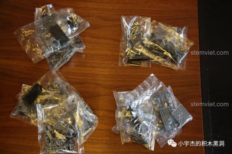 Nhiều hộp set đồ chơi Xe tăng Jagdtiger Sembo 101213, bộ đồ chơi Xe tăng King Tiger cho bé trai 6 tuổi, siêu tiết kiệm.