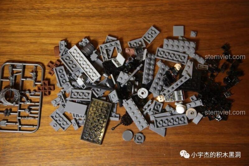 Hộp đồ chơi mô hình Xe Tăng Đức SEMBO 101214 Tiger I, bộ lắp ghép Xe Tăng Quân Sự cho bé trai 6 tuổi, giá tốt.