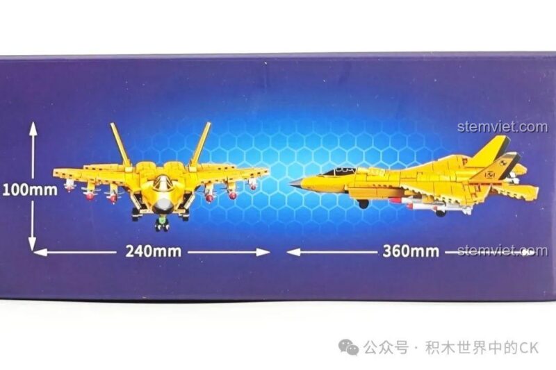 Ảnh thể hiện kích thước thực tế của mô hình máy bay J-35 SEMBO 202254 với chiều dài 36cm và sải cánh 24cm.