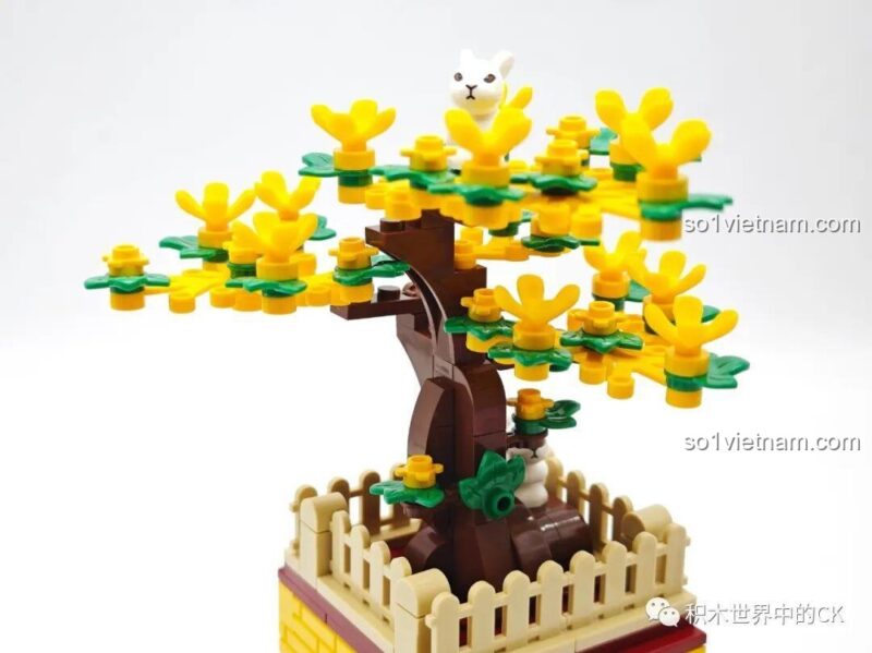 Mô hình SEMBO 301093 Oriental Leaf Trà Quế Hoa Ô Long nhìn từ phía sau với hoa sen