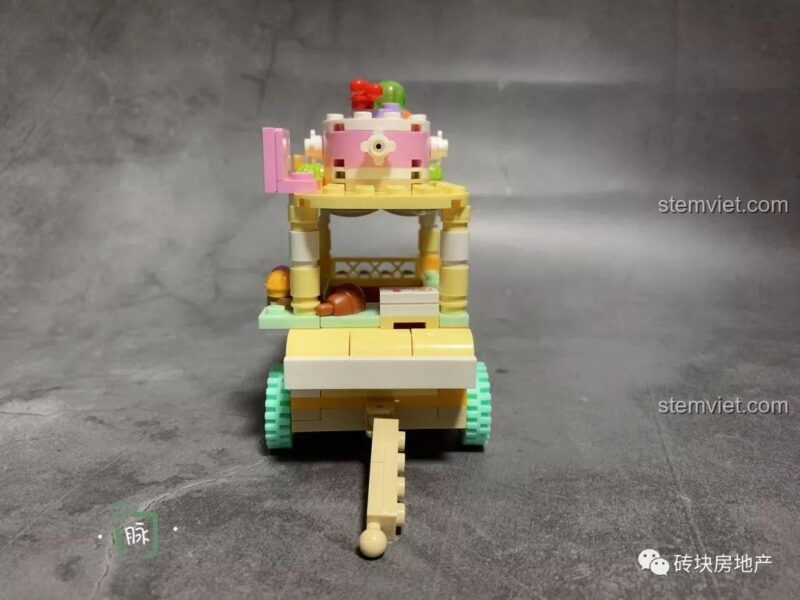 Lắp ráp xe bán bánh ngọt mini Sembo 601109, quà tặng cho bé gái.