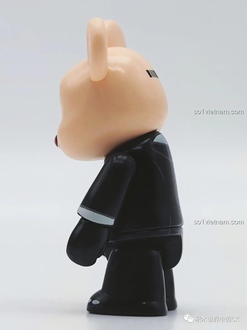 Mô hình Gấu Punk SEMBO 612009 với các chi tiết phong cách Vintage