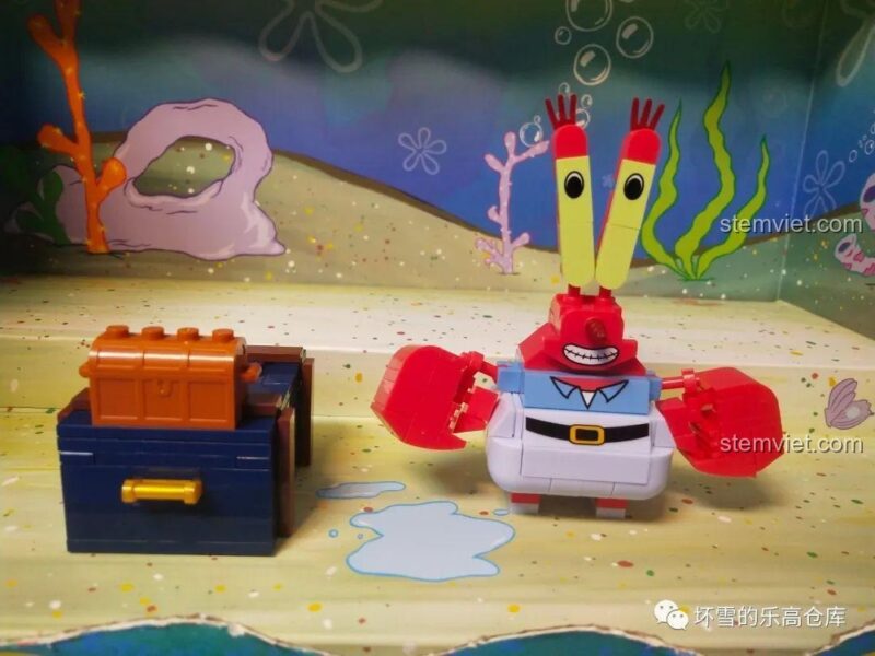 Mô hình SpongeBob Sembo 612211: Mr. Krabs có thể tháo rời khỏi két sắt, tăng tính linh hoạt khi trưng bày và chơi.