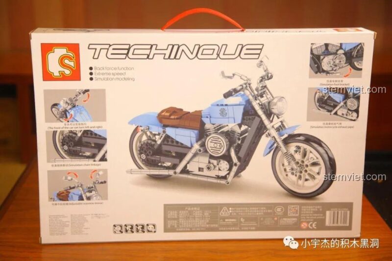 Mặt sau hộp đồ chơi SEMBO 701714, hiển thị các chi tiết và chức năng của mô hình Harley-Davidson.