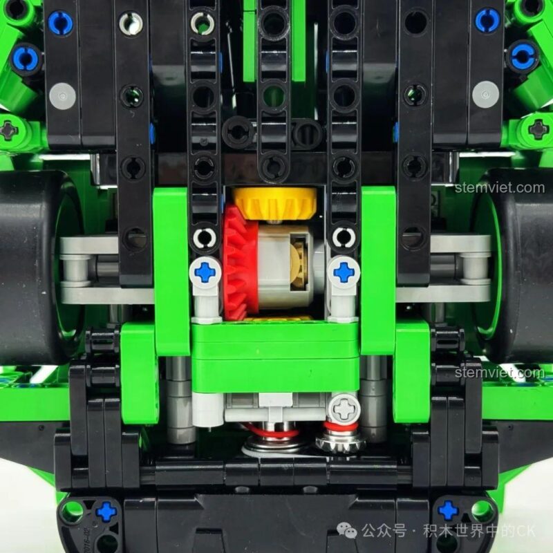 Mô phỏng động cơ 6 xi lanh nằm ngang của đồ chơi lắp ráp Sembo 715019 Siêu xe Porsche Bá Vương Long, một chi tiết kỹ thuật ấn tượng.