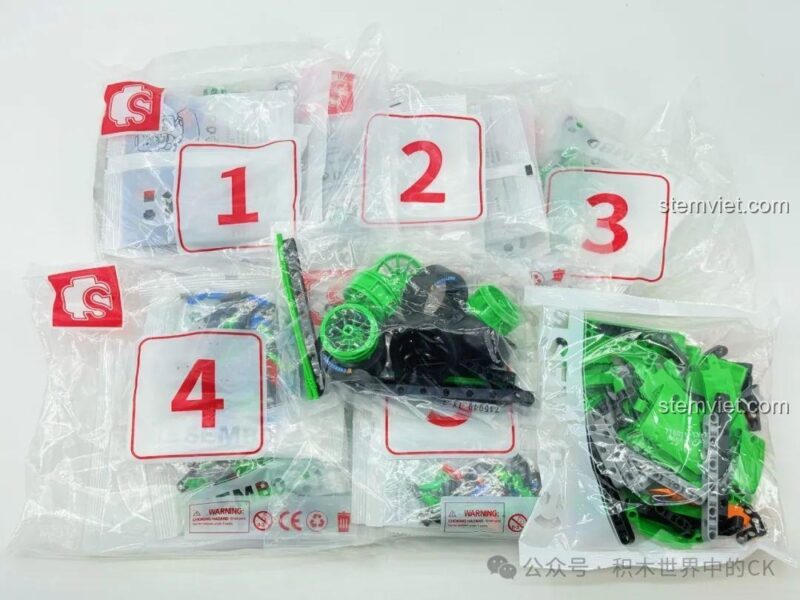 Mặt bên hộp đồ chơi xây dựng Sembo Xe đua Porsche Bá Vương Long, hiển thị logo Sembo và thông tin sản phẩm.