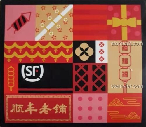 Hộp sản phẩm bộ đồ chơi Xe tải SF Express, thiết kế Tết độc đáo với các họa tiết truyền thống Việt Nam, màu đỏ chủ đạo