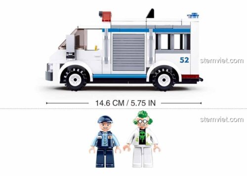 Đồ chơi lắp ráp Sluban M38-B0652 Xe Áp Giải Tội Phạm, thể hiện kích thước mô hình 14.6cm, kèm 2 minifigure cảnh sát và tội phạm, phù hợp bé trai 6 tuổi.