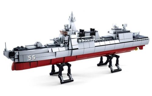 Mô hình lắp ráp Tàu Khu Trục Type 055 Sluban M38-B0700 trên kệ trưng bày, đồ chơi cho bé trai 6 tuổi giá rẻ.