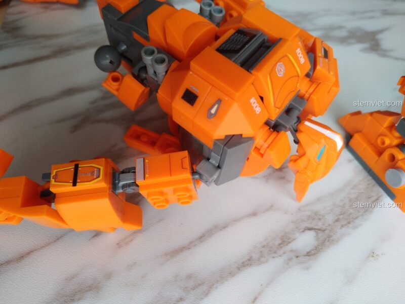 Mô hình Robot Pacific Rim Saber Athena M38B0726B tạo dáng hành động ấn tượng, món quà giá rẻ cho bé trai.
