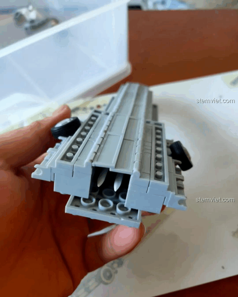Kính buồng lái có in họa tiết của bộ lắp ráp Sluban M38-B0986 Máy bay chiến đấu Su-57, đồ chơi lắp ráp Tiêm kích tàng hình Su-57, đồ chơi mô hình Máy bay quân sự Su-57, cho bé trai 6 tuổi, giá tốt