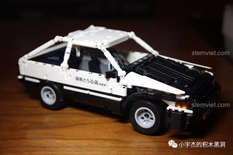 Mô hình Super 18K K-81 hoàn chỉnh, sẵn sàng để trưng bày hoặc tham gia các cuộc đua drift.