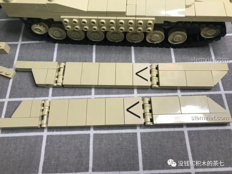 Tổng thể thân xe bộ lắp ráp Xe Tăng Quân Sự M1A2 Abrams SY 0100, nhìn từ trên cao