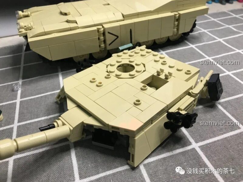 Súng máy phụ trên tháp pháo của bộ lắp ráp Xe Tăng Quân Sự M1A2 Abrams SY 0100, chi tiết vũ khí